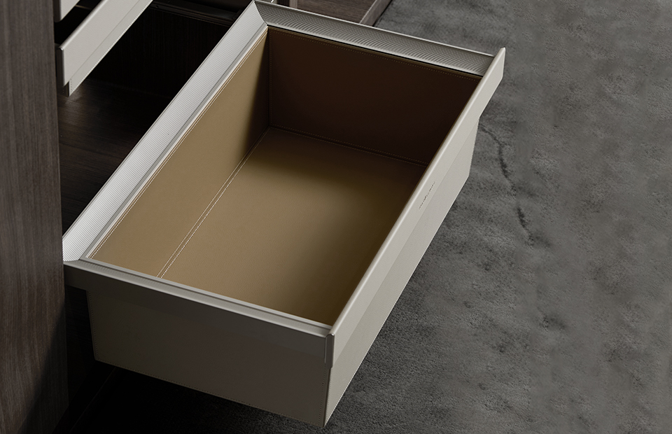 Deep Leather Basket